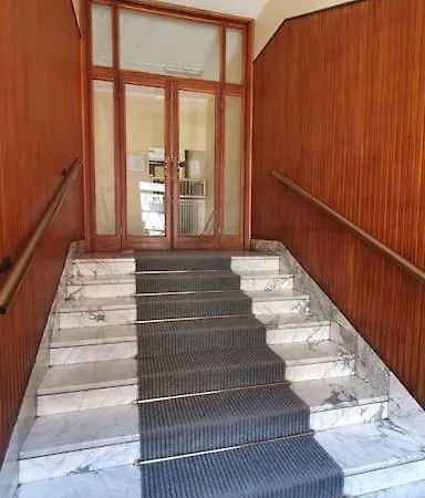 Tiziana Attico E Terrazzo *